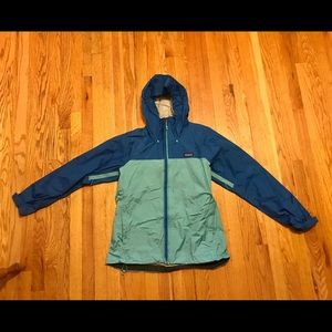 Women’s Patagonia Torrentshell raincoat